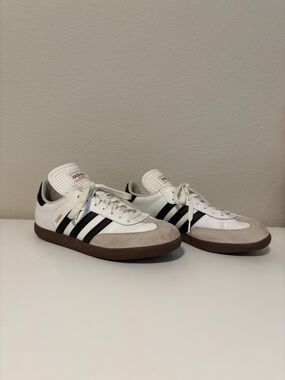Adidas Samba Indoor Soccer Shoe men’s 10